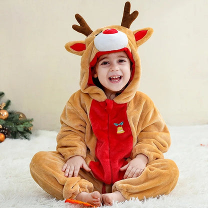 bébé pyjama cerf porte la nuit pour dormir
